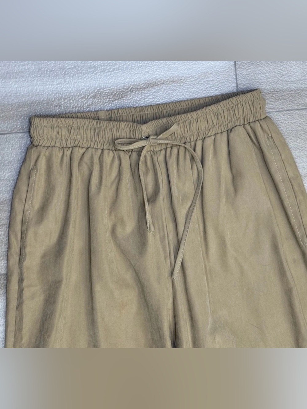 Pretty Little Thing Wide Leg Pant Trouser Tan
Size 8 Flowy Wide Leg Pockets - Picture 3 of 10